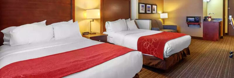 Comfort Suites queen beds