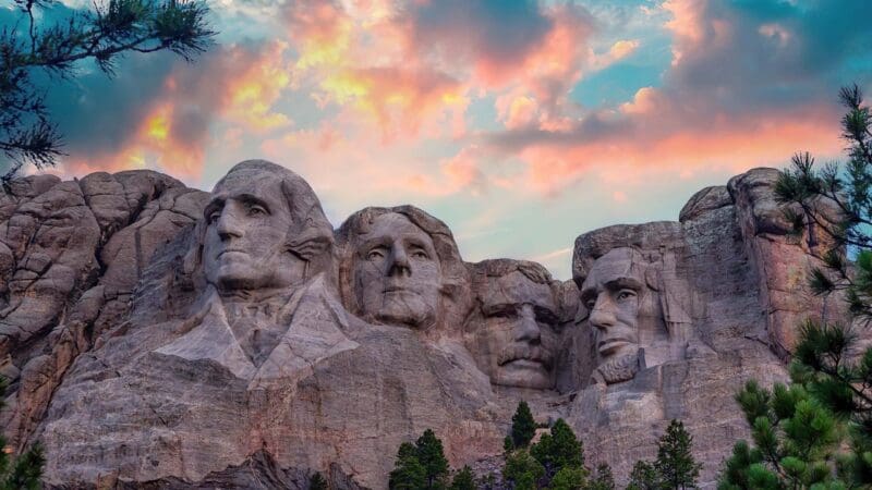 Mount Rushmore sunrise